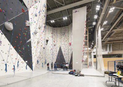 Photographie de Eclairage, Intérieur, Architecture, Sport à , Noyal, 35, France, représentant Reportages chantiers à Bordeaux