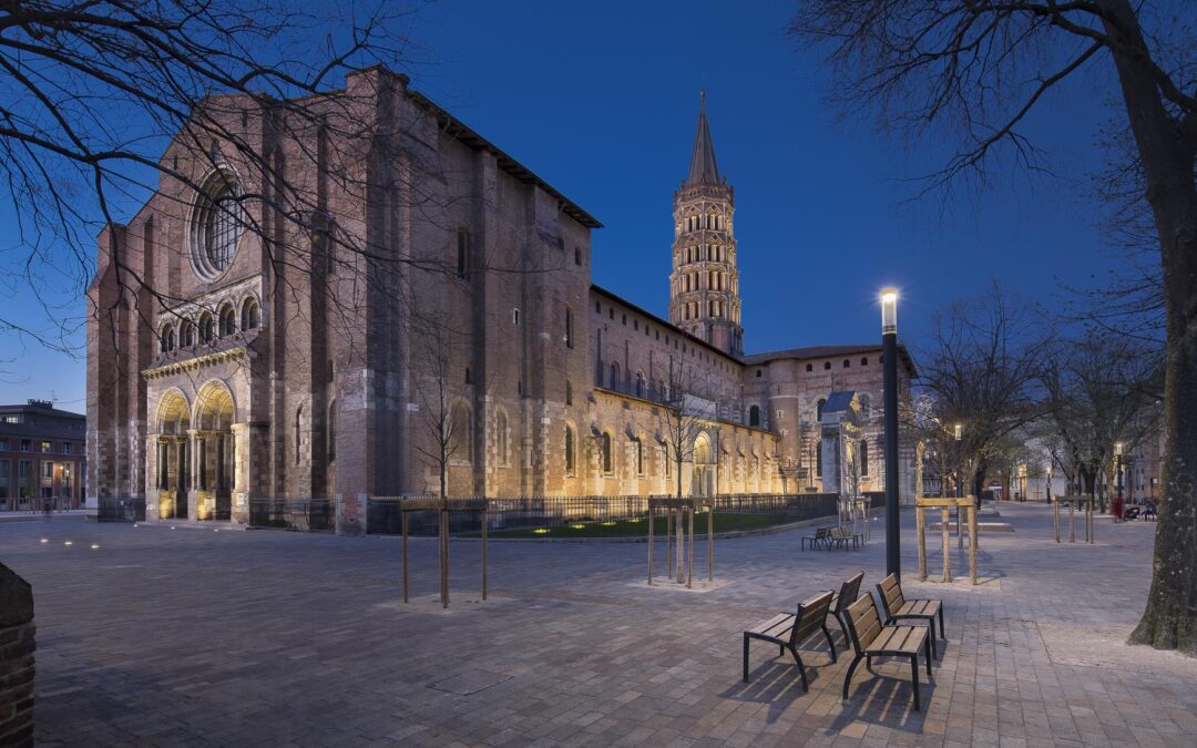 Place et basilique Saint-Sernin