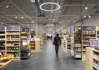 Photographie de Eclairage, Intérieur, Commerce, Architecture à , Région Toulouse, 31, France, représentant Maison du Monde à Portet Sur Garonne