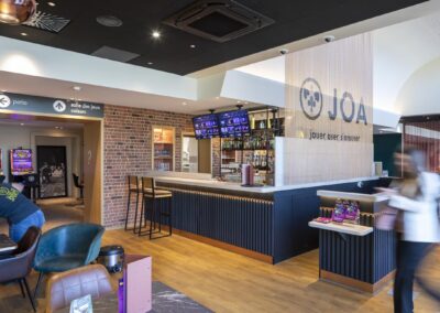 Vue intérieure du casino Joa de Luxeuil éclairé par Signify